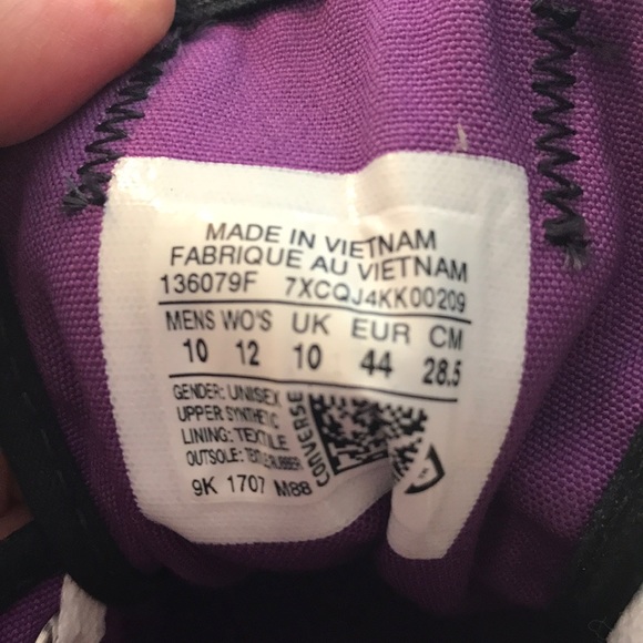 Converse black womans low top shoe size 12 - Picture 6 of 6